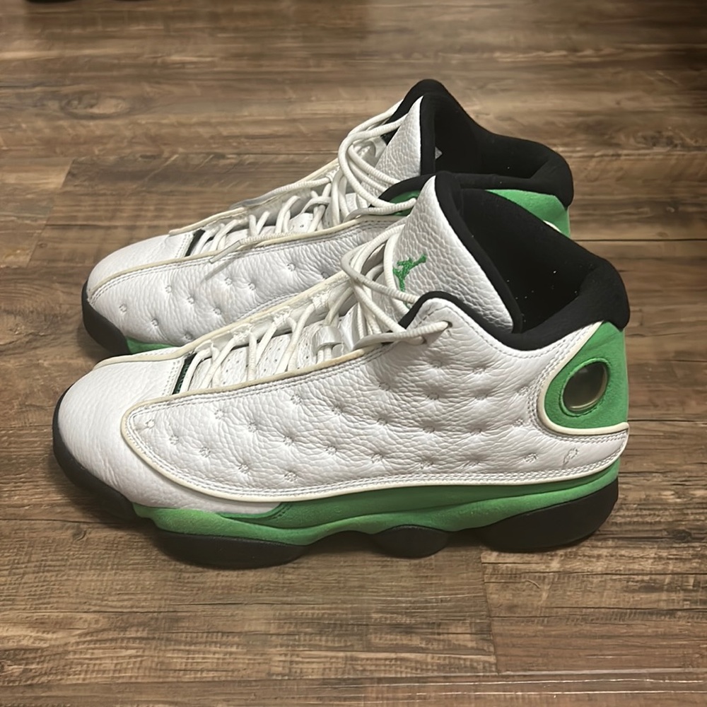 Brand: Jordan, Size: 8, Color: White and Green, Condition: Used